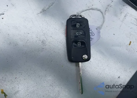 2015 Volkswagen Passat 1.8T S from USA, damaged, VIN 1VWAT7A38FC072338